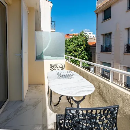 Large - 50m - Terrace Sea View Κάννες